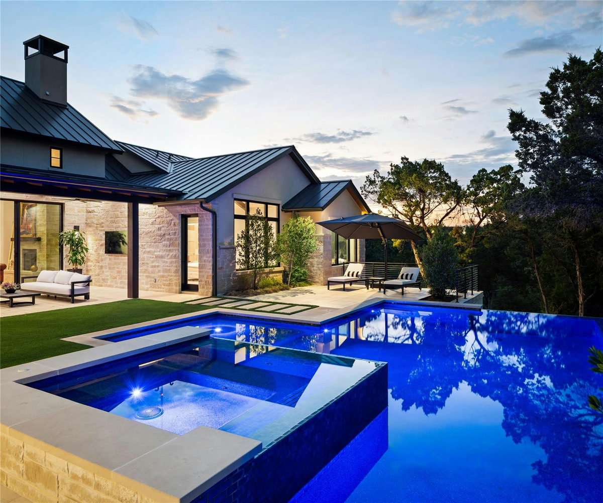 505 Crystal Creek Dr — exterior