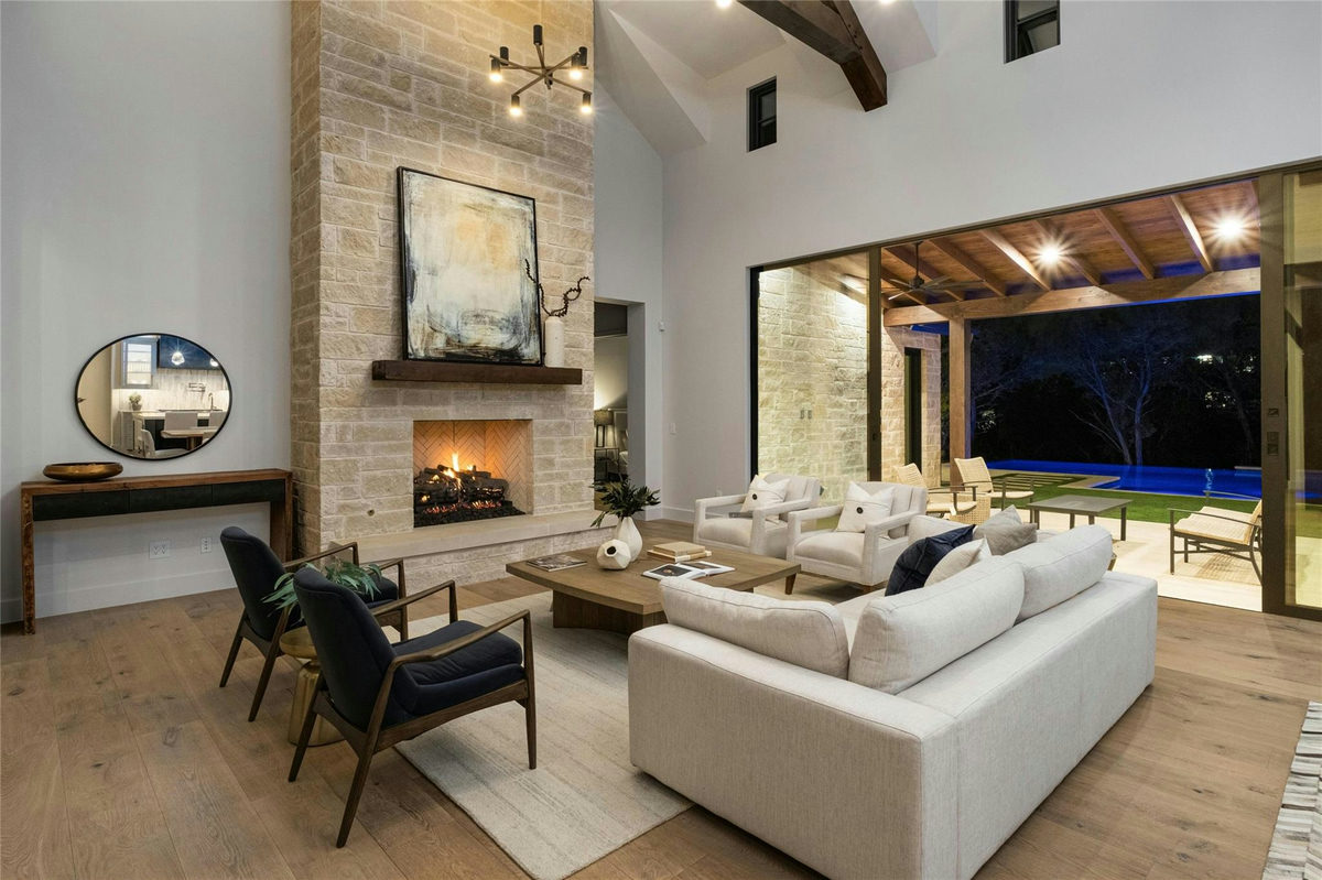 505 Crystal Creek Dr — photo 4