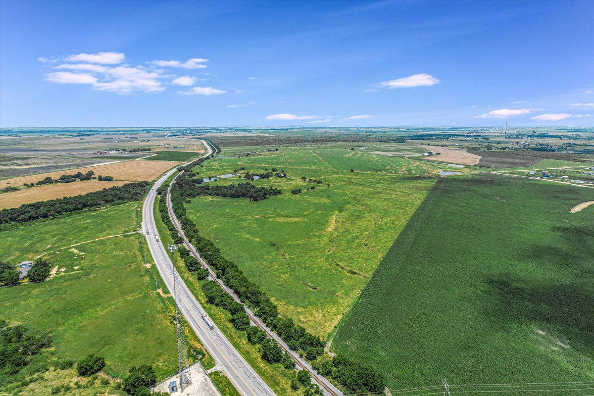 16421 Tx-95 Hwy — photo 2