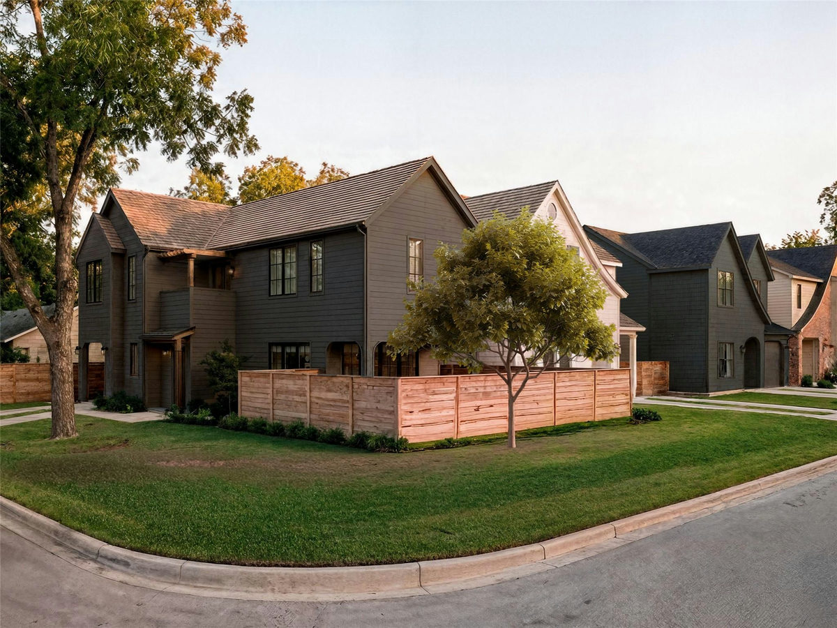 901 Shady Ln — exterior