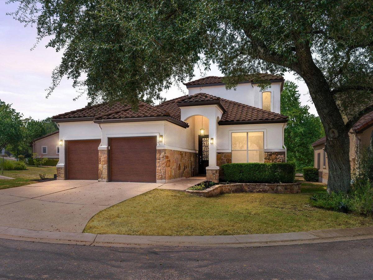 17 Chandon Ln — exterior