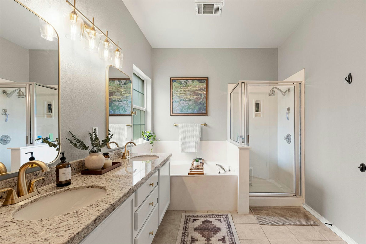 7009 Wandering Oak Rd — photo 5