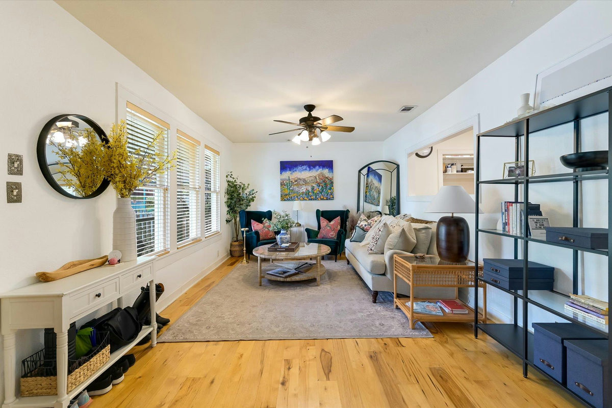 802 W Gibson St — photo 4