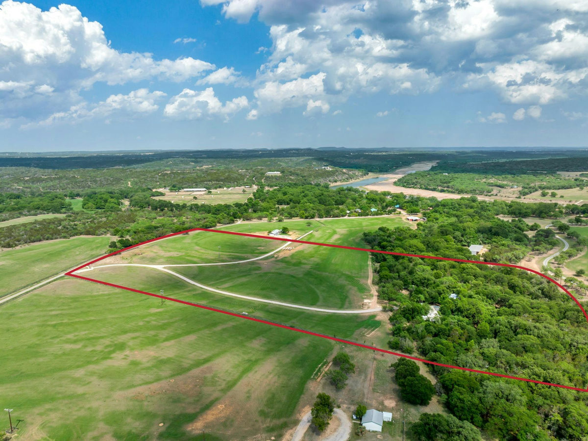 1111 Cimarron Ranch Rd — photo 2