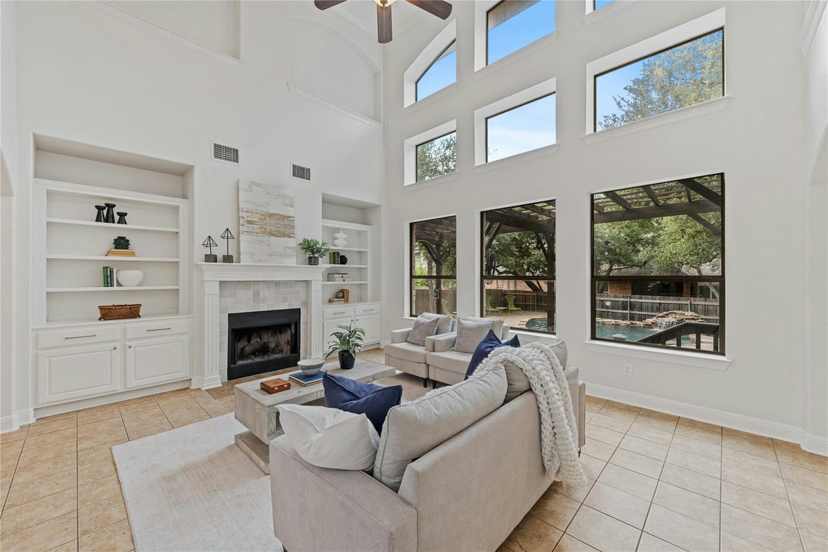 2709 Deep River Cir — photo 3
