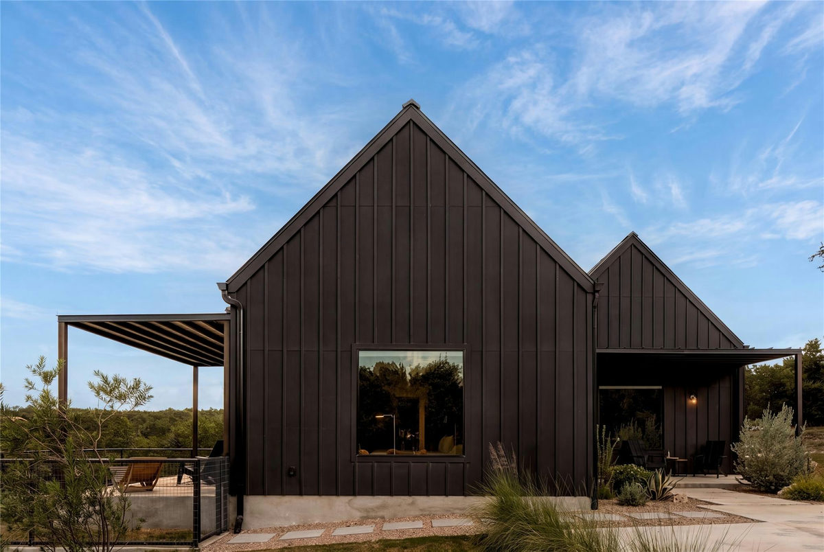 554 Sierra Loma — photo 2