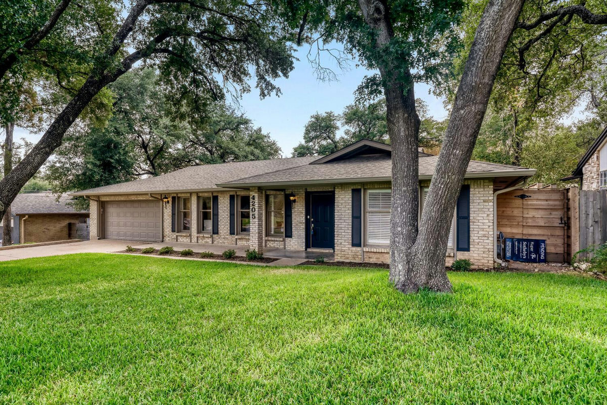 4205 Bamford Dr — exterior