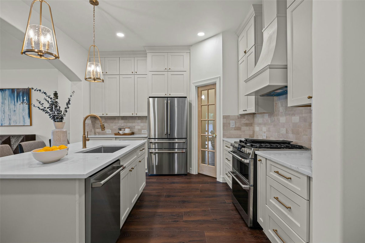 2909 Cavern Mist Ln — photo 4