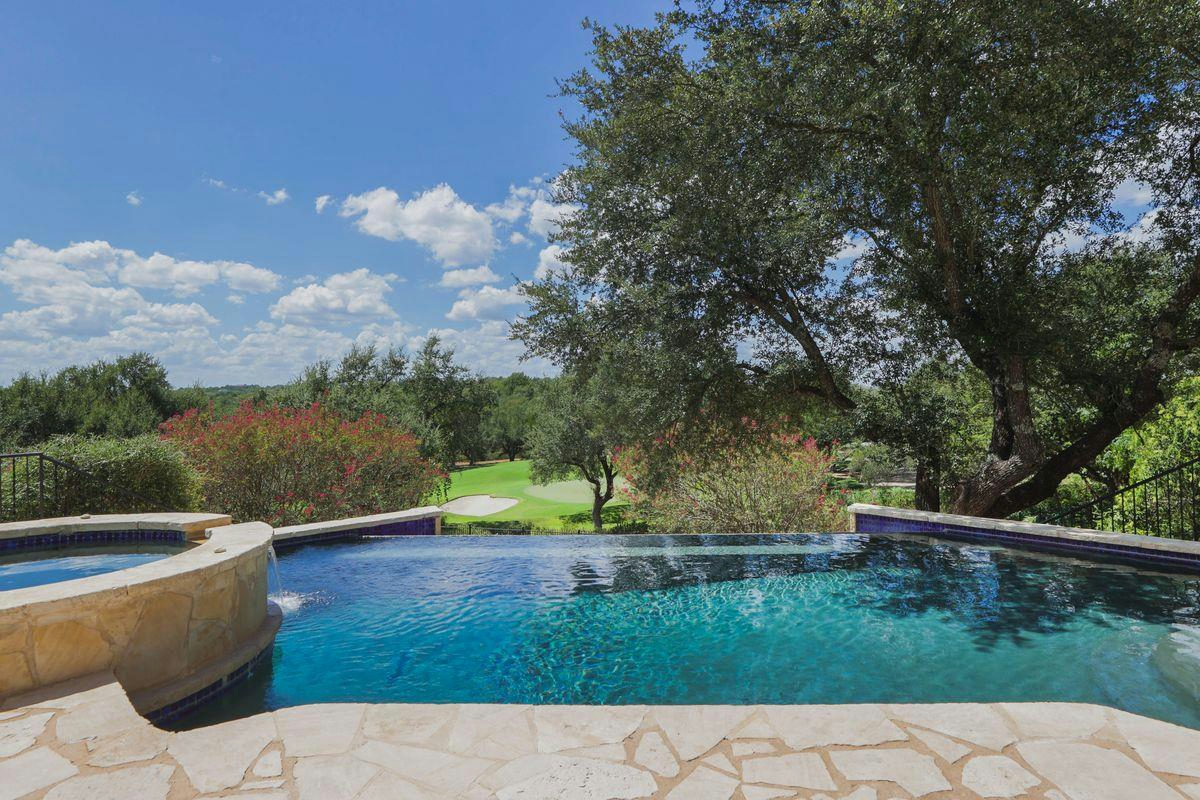 8513 Chalk Knoll Dr — photo 2