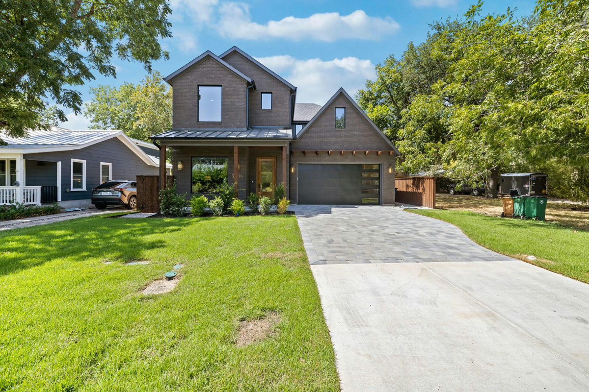5408 Montview St — exterior