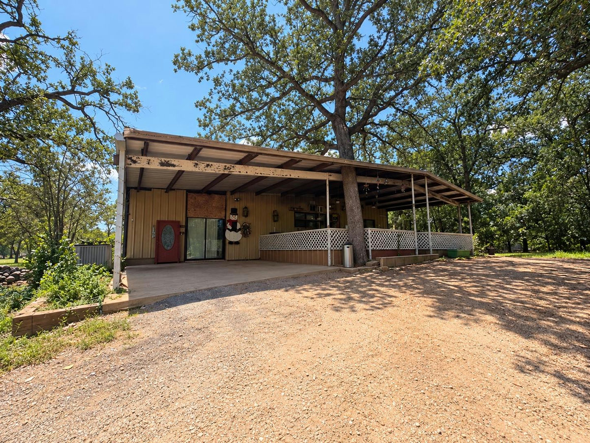1045 W SH 71 Hwy — photo 4