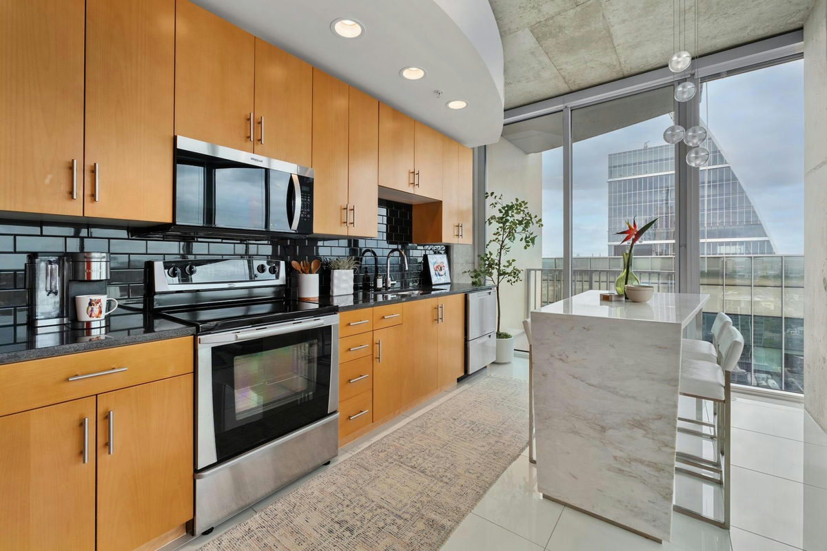 360 Nueces St #3602 — photo 5