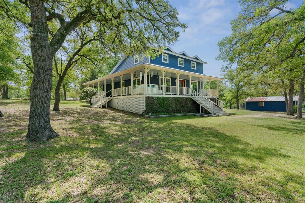 218 Leisure Ln — exterior