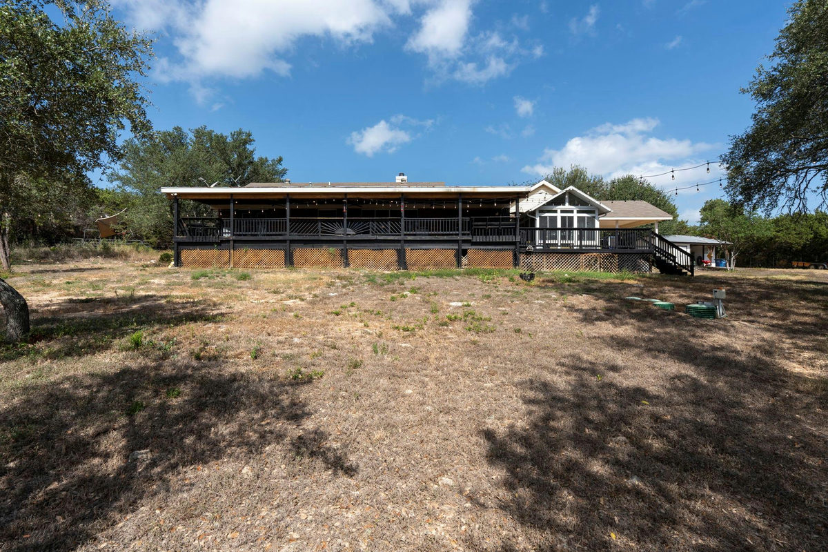 519 Eden Ranch Dr — exterior