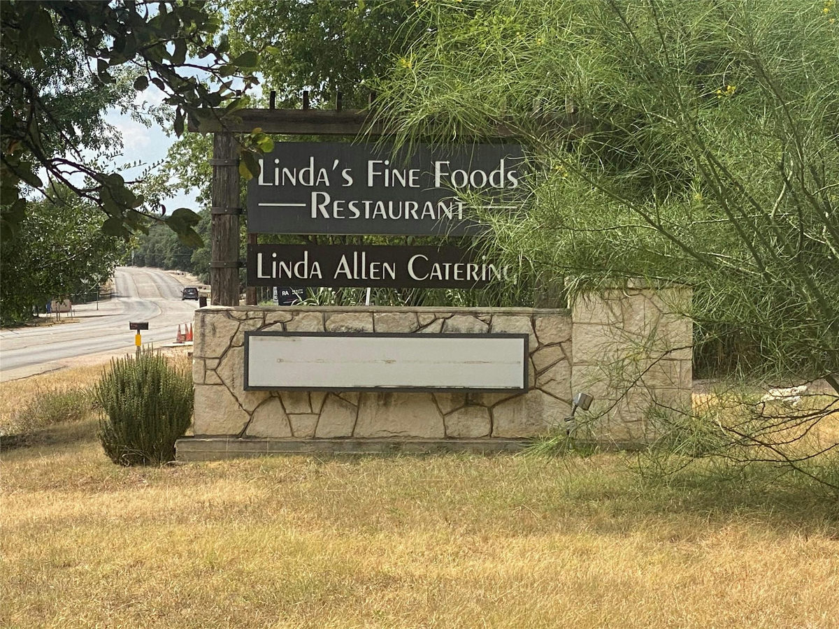 500 Fm 2325 — exterior