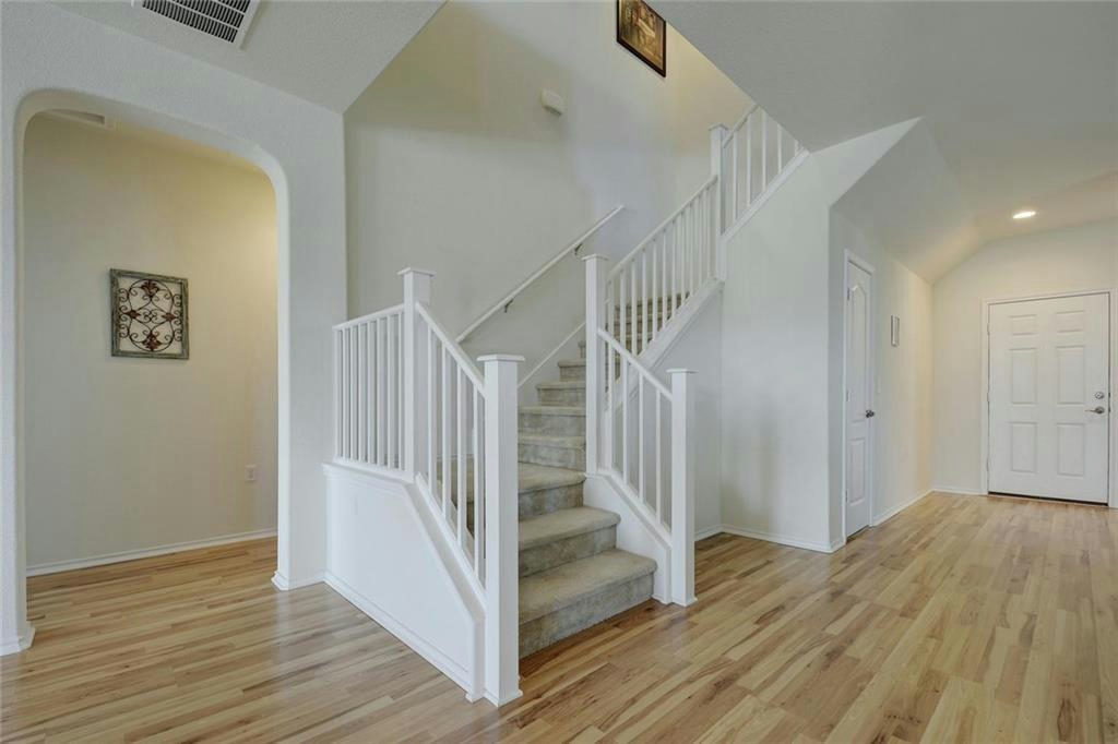 8617 Capitol View Dr — photo 3