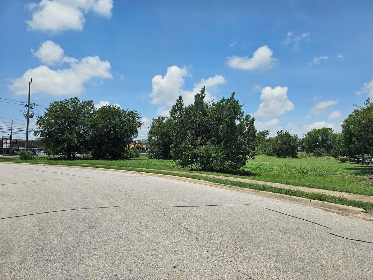 100 Rex Kerwin Ct — photo 4