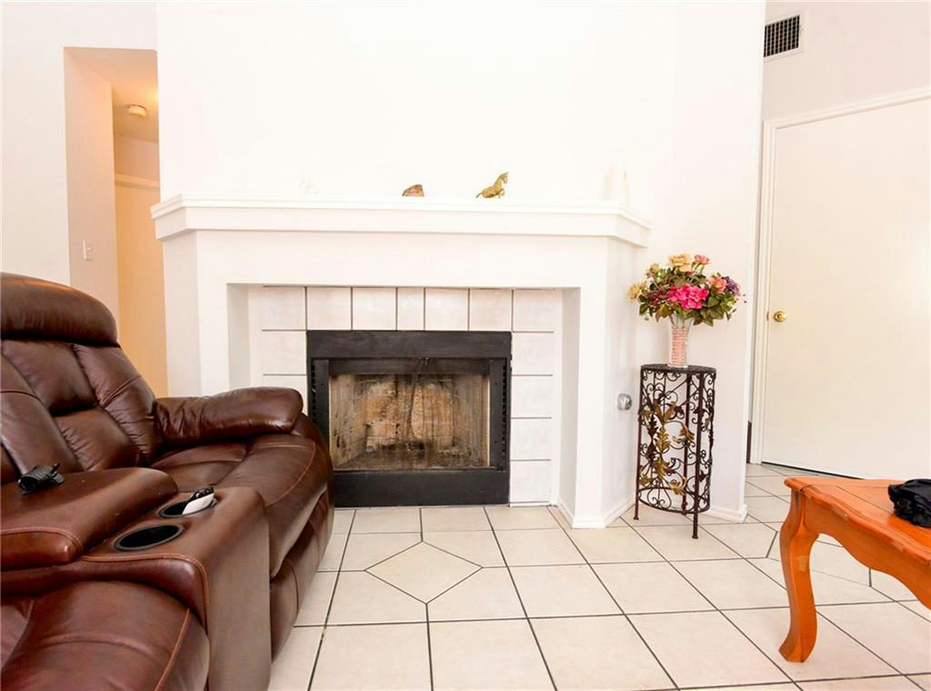 1802 Southwestern Trl — photo 2