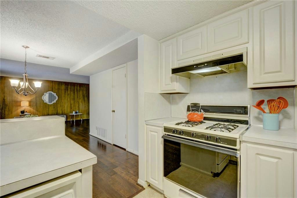 7301 Hartnell Dr — photo 3