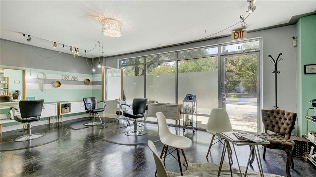 1601 E Cesar Chavez St #101 — photo 3