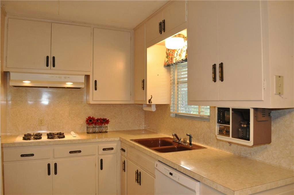 4910 Lansing Dr — photo 5