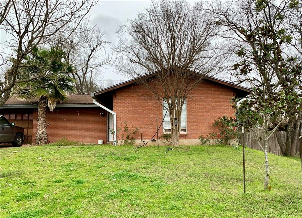 5303 Gladstone Dr