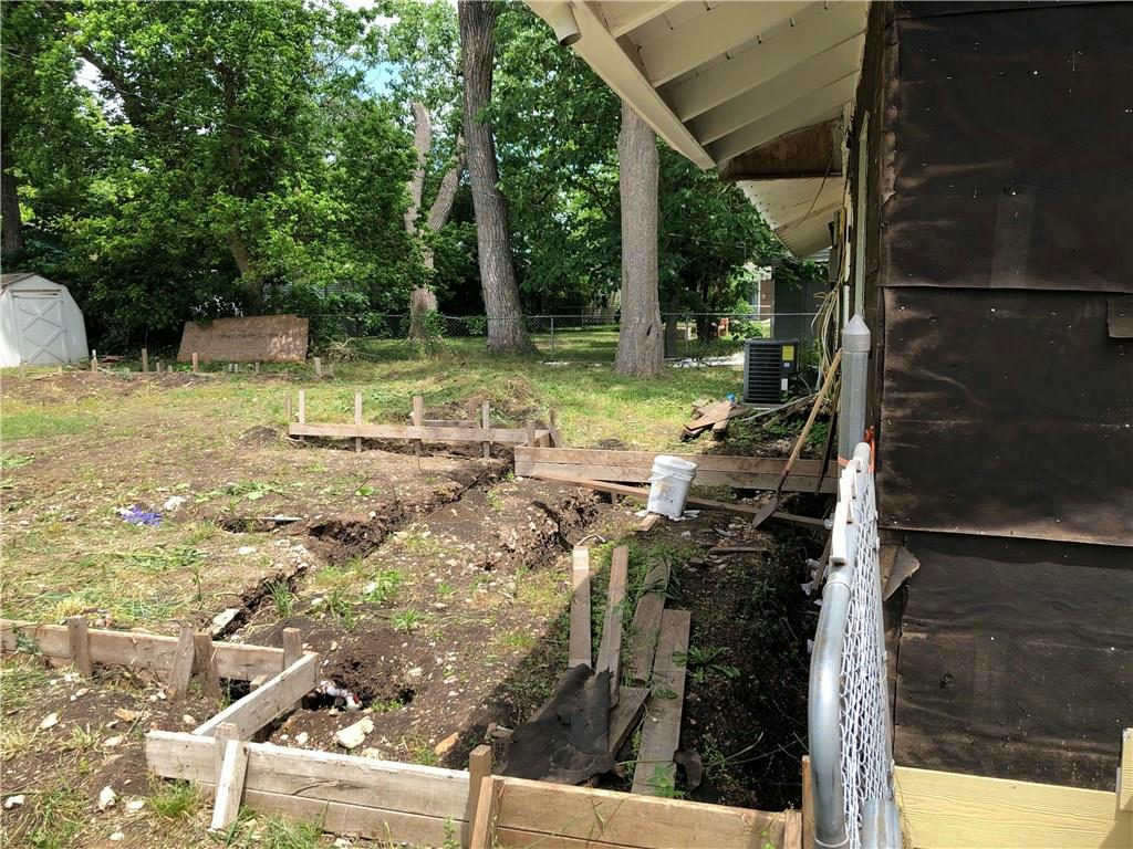 4704 Enchanted Ln — photo 4
