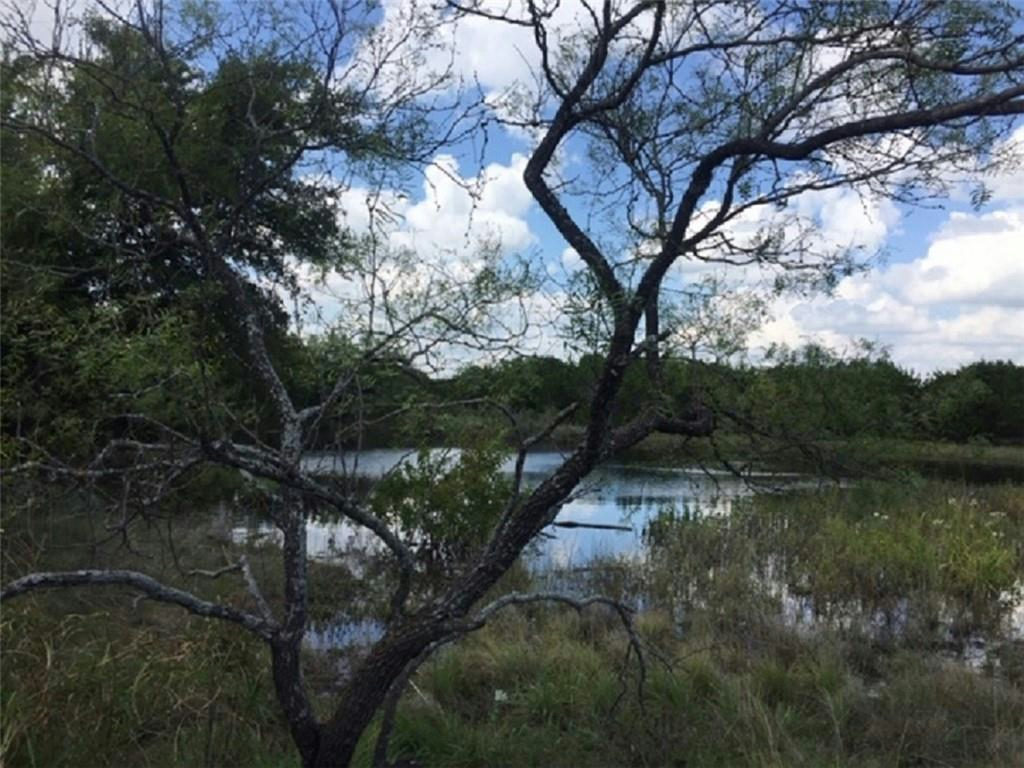0  US Hwy 183 Hwy N 