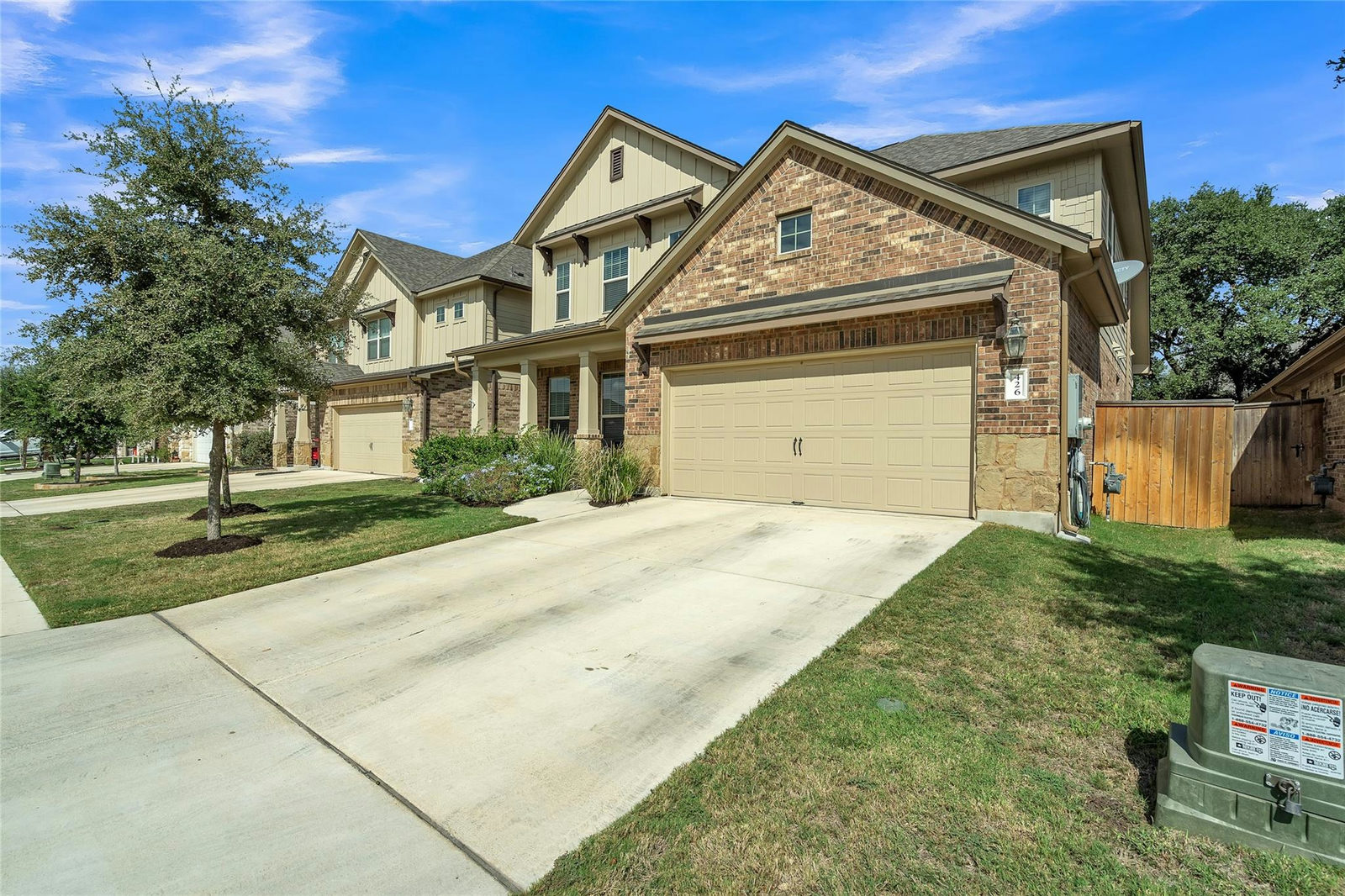 426  Patriot Dr  