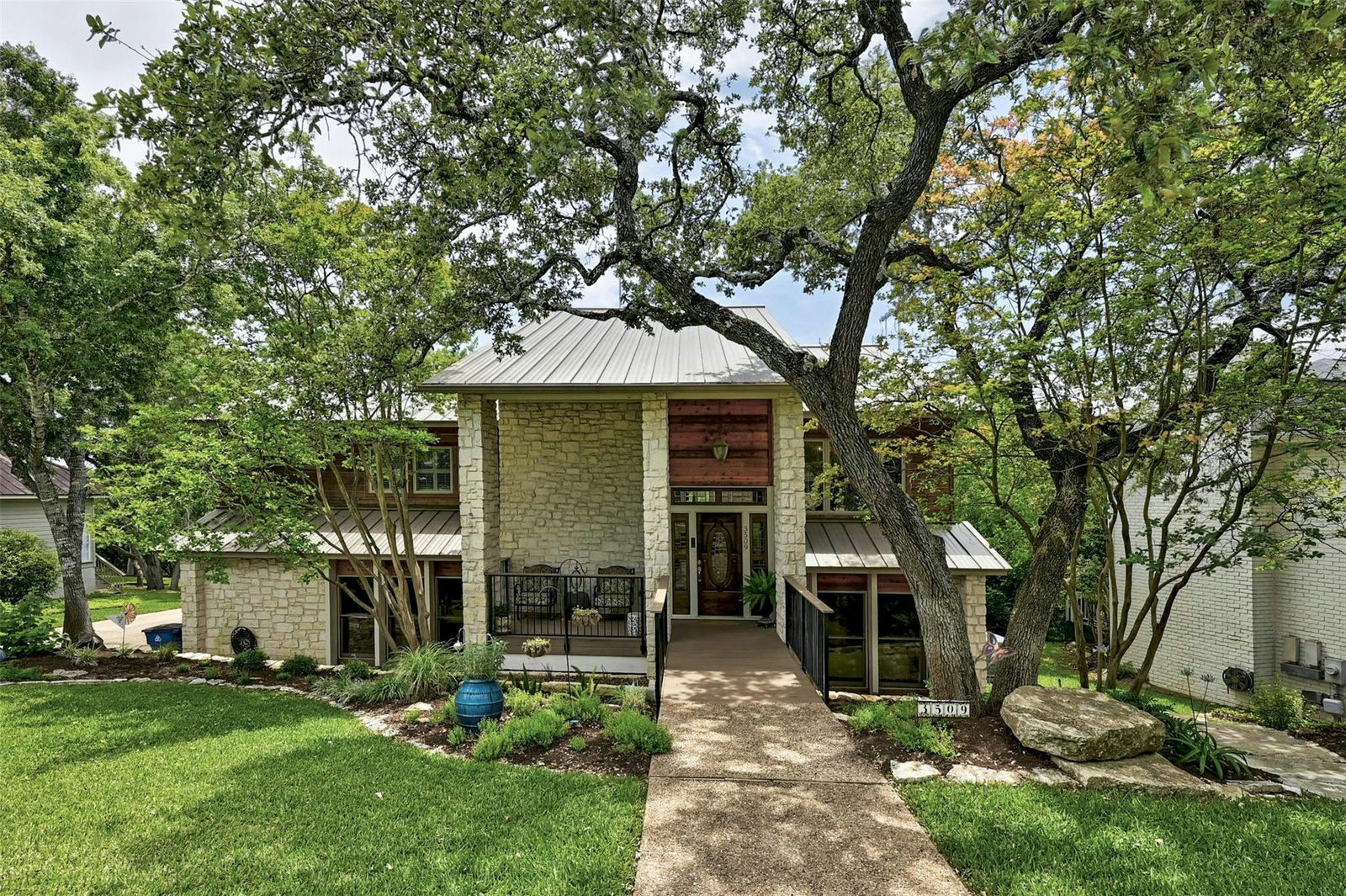 3509  Needles Dr  
