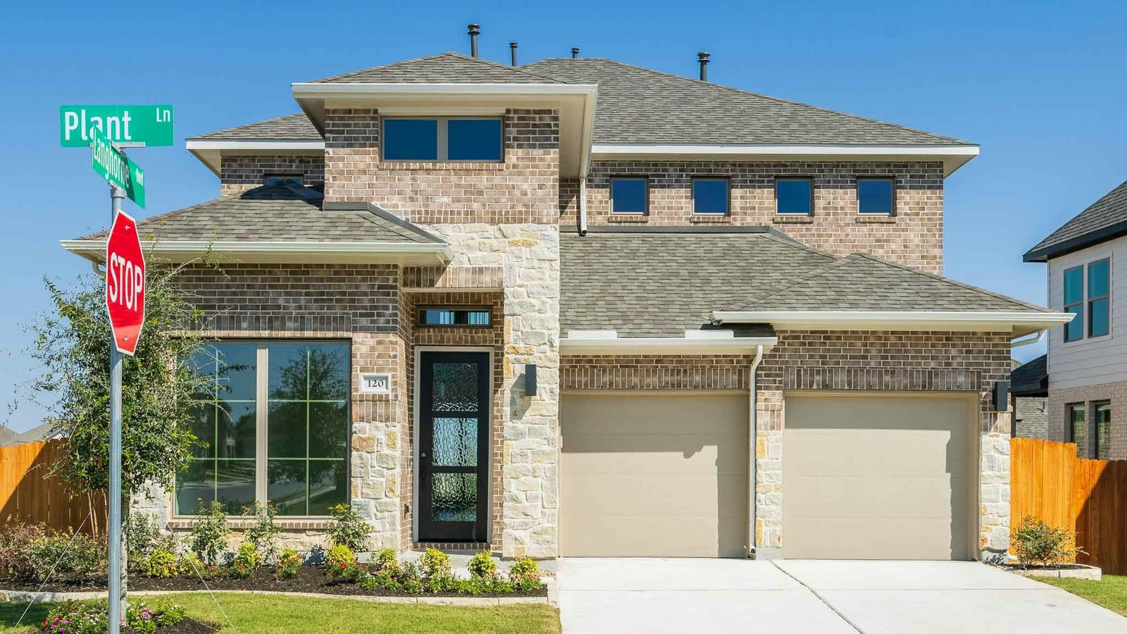 120  Plant Ln  