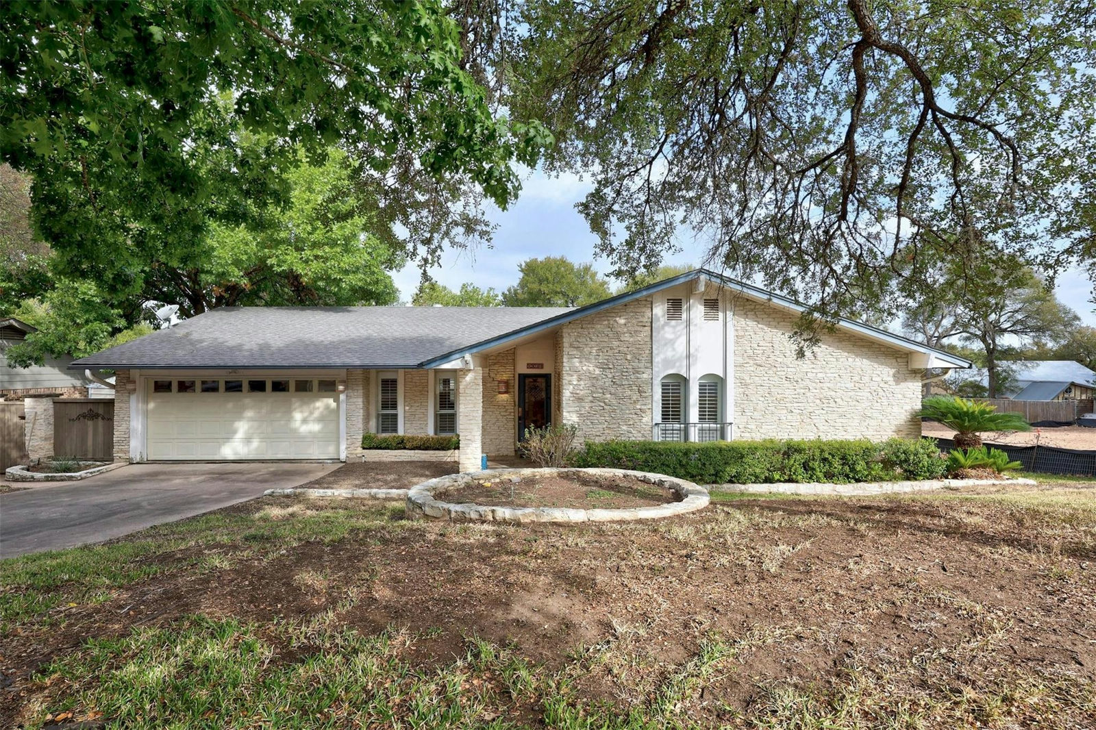 2300  Barton Hills Dr  