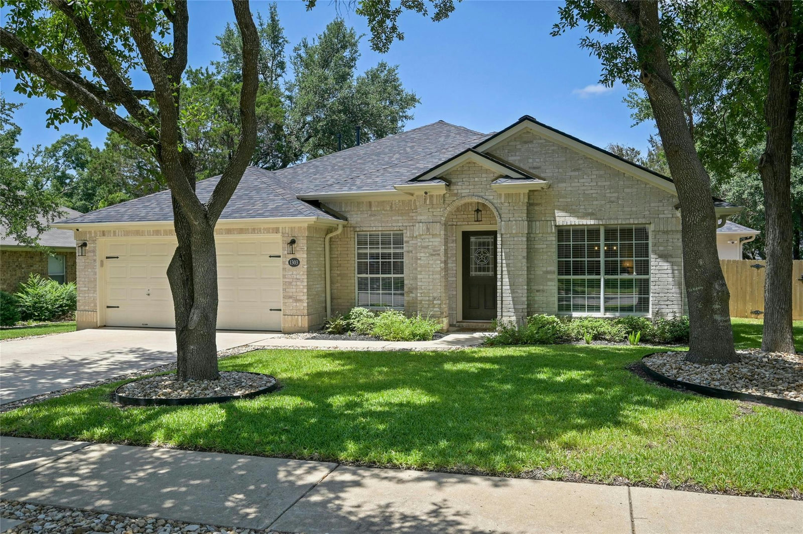 1303  Cedar Oaks Dr  