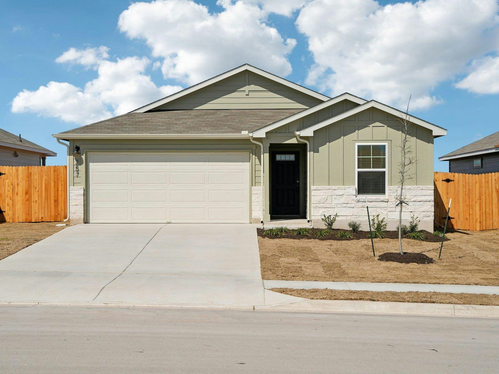 257  Boatright Blvd  