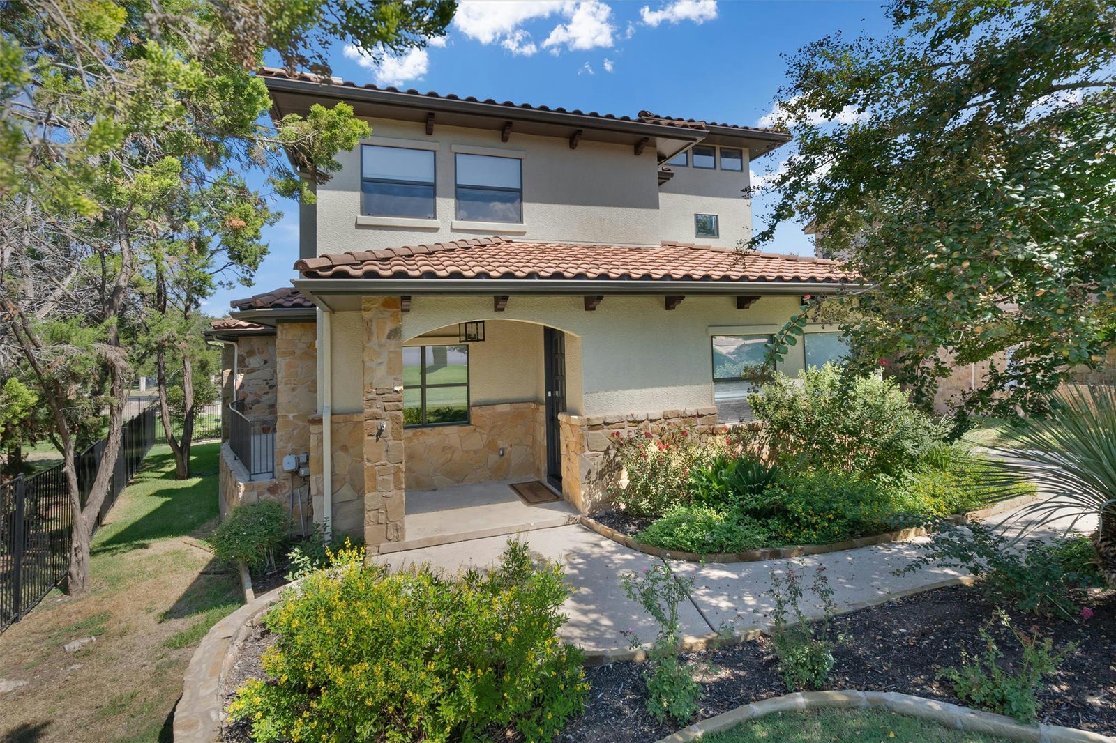 8  Cove Creek Ln