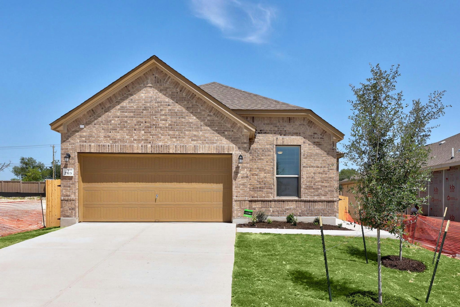2513  Donna Olene Dr