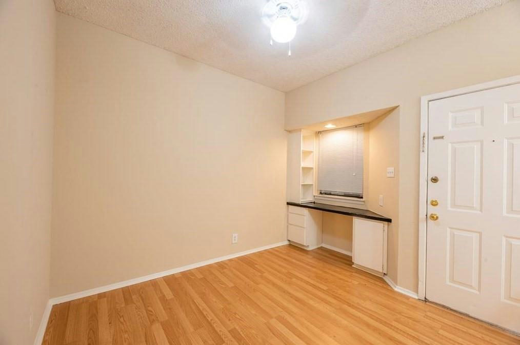 2818  Nueces St  #203