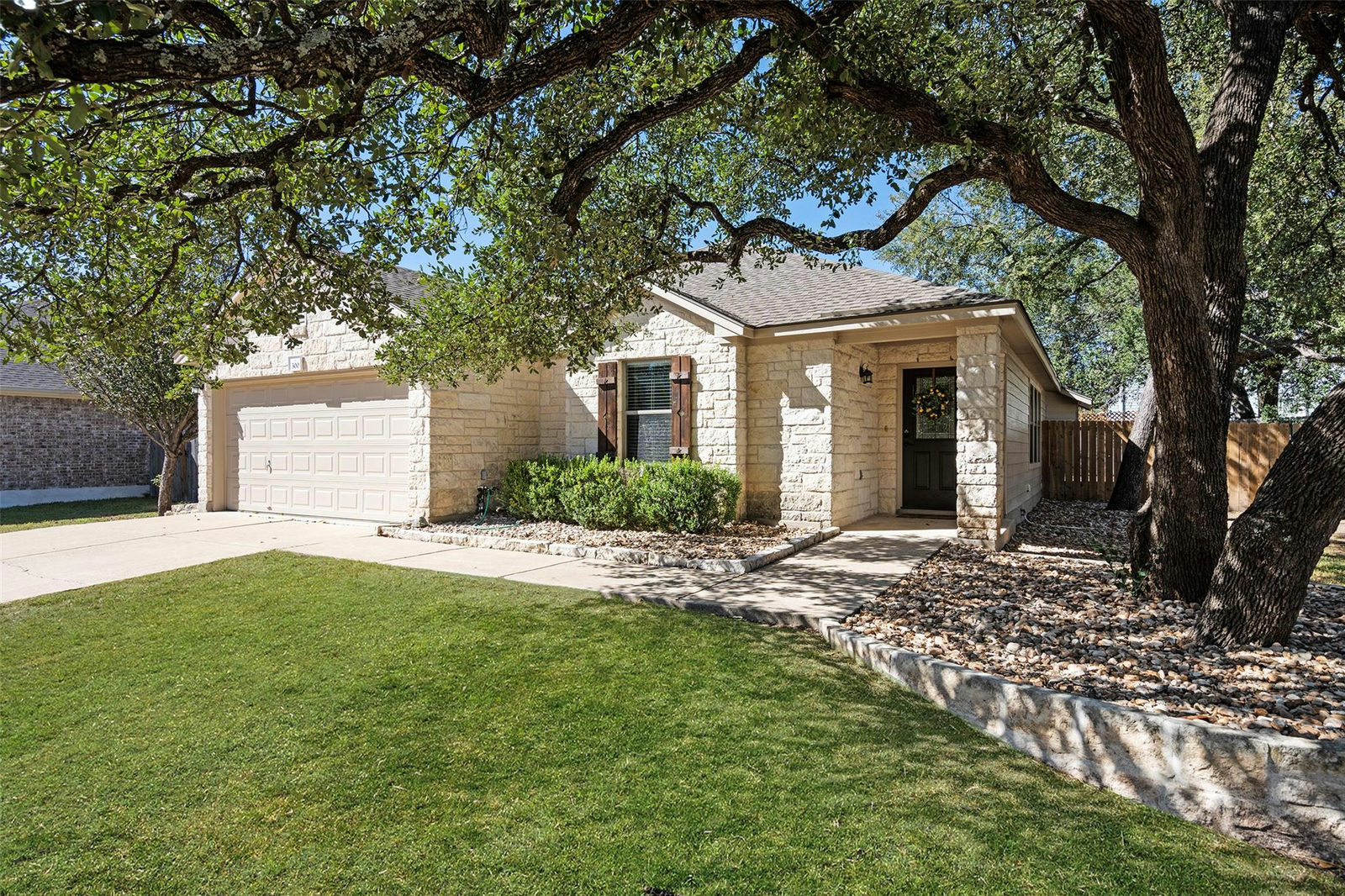 300  Leanne Dr