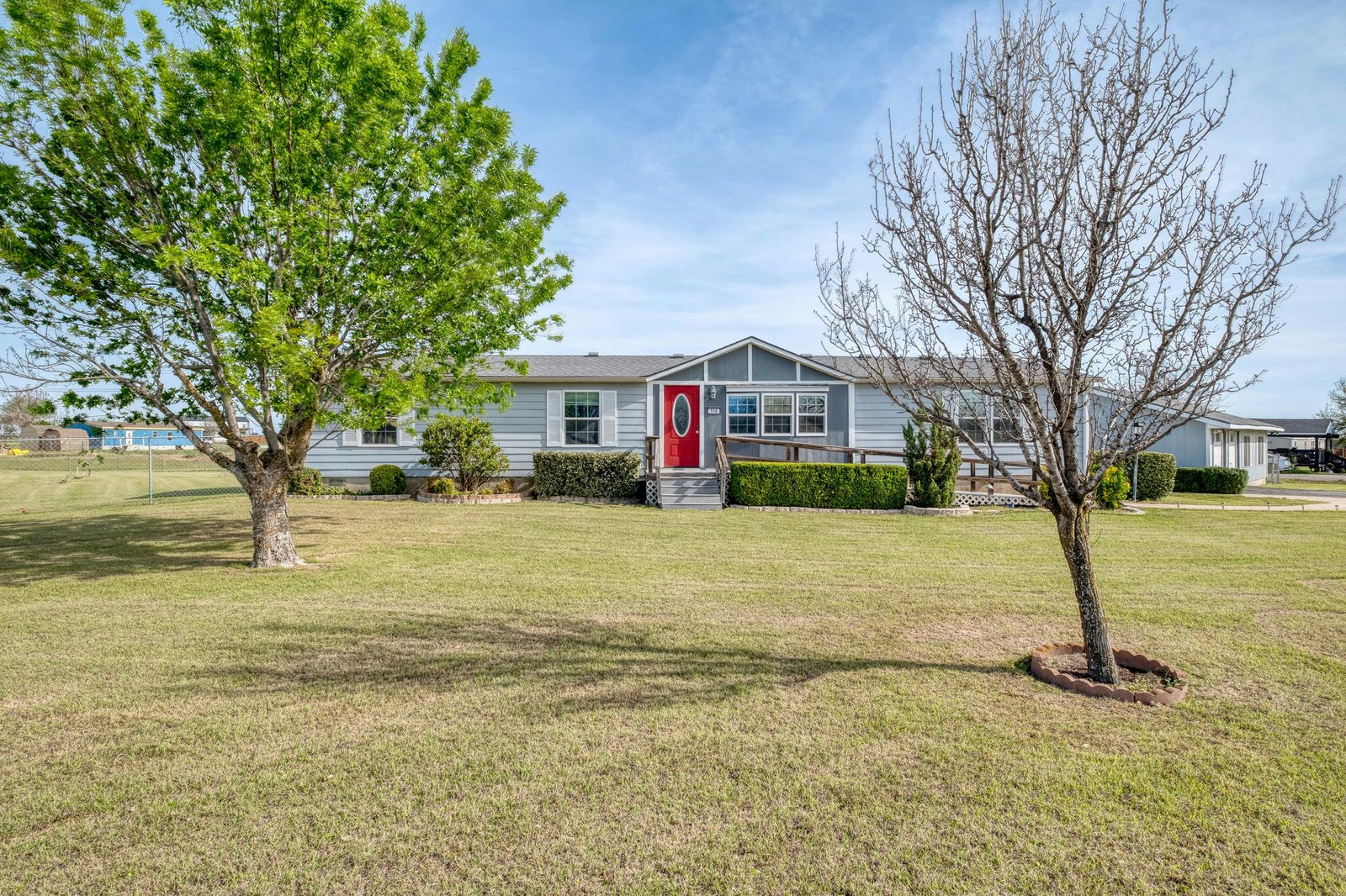 114  Thomas Park Dr