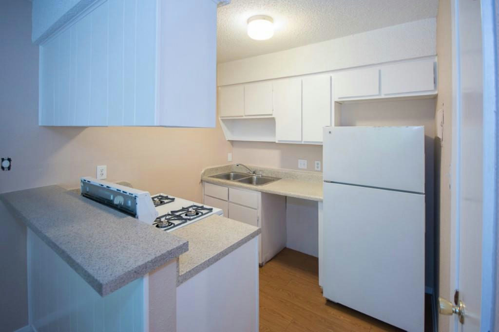 400 W 34th St  #104