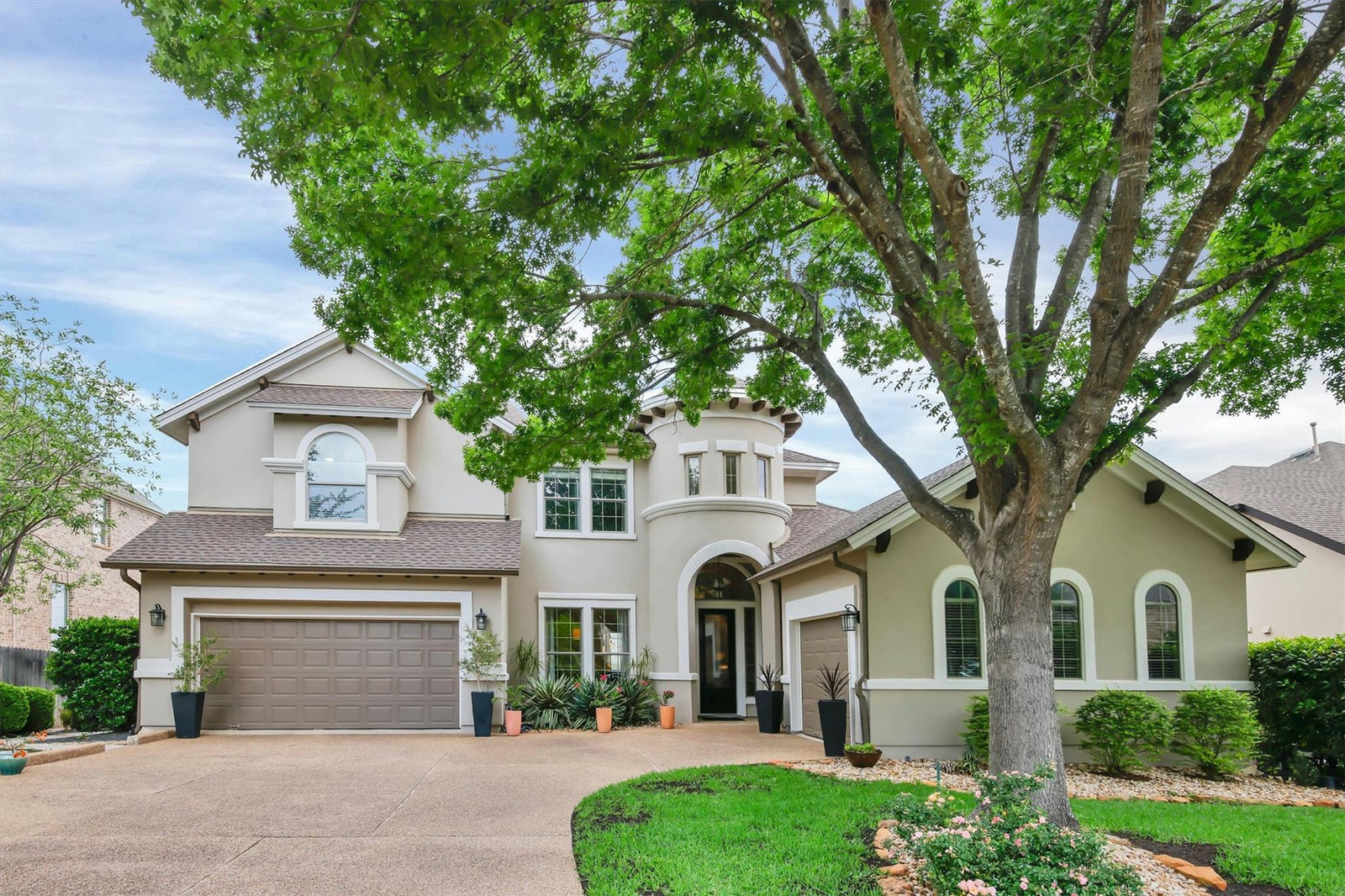 2000  Rio Mesa Dr