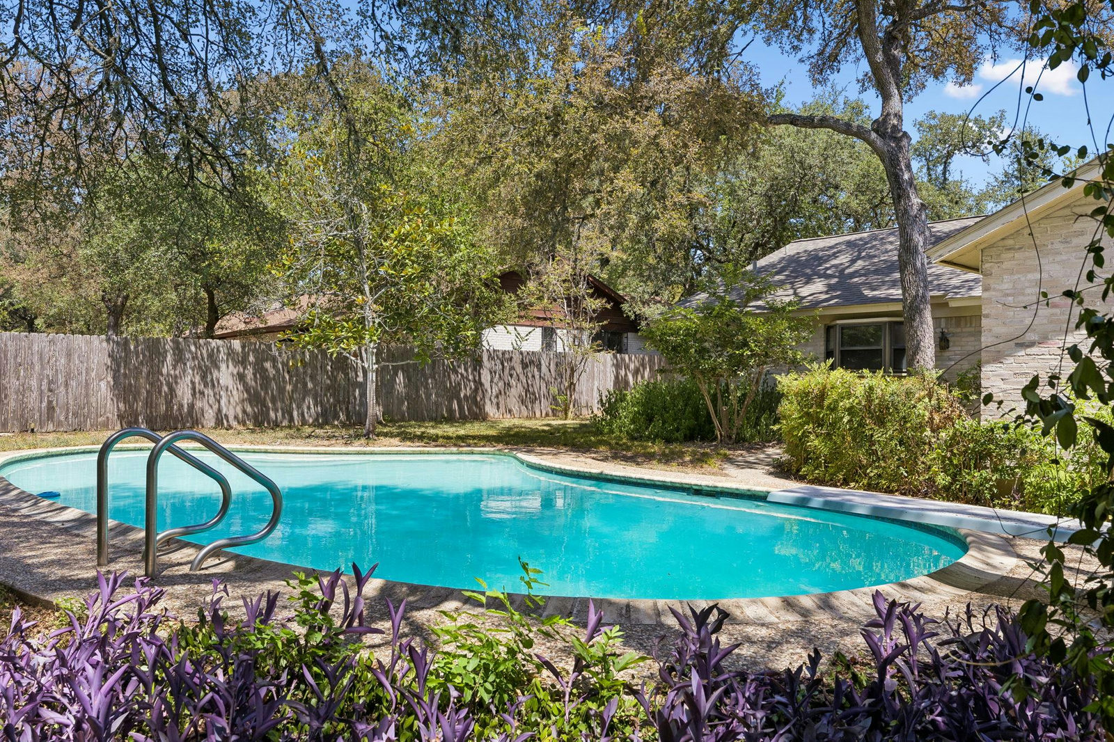 2509  Toulouse Dr