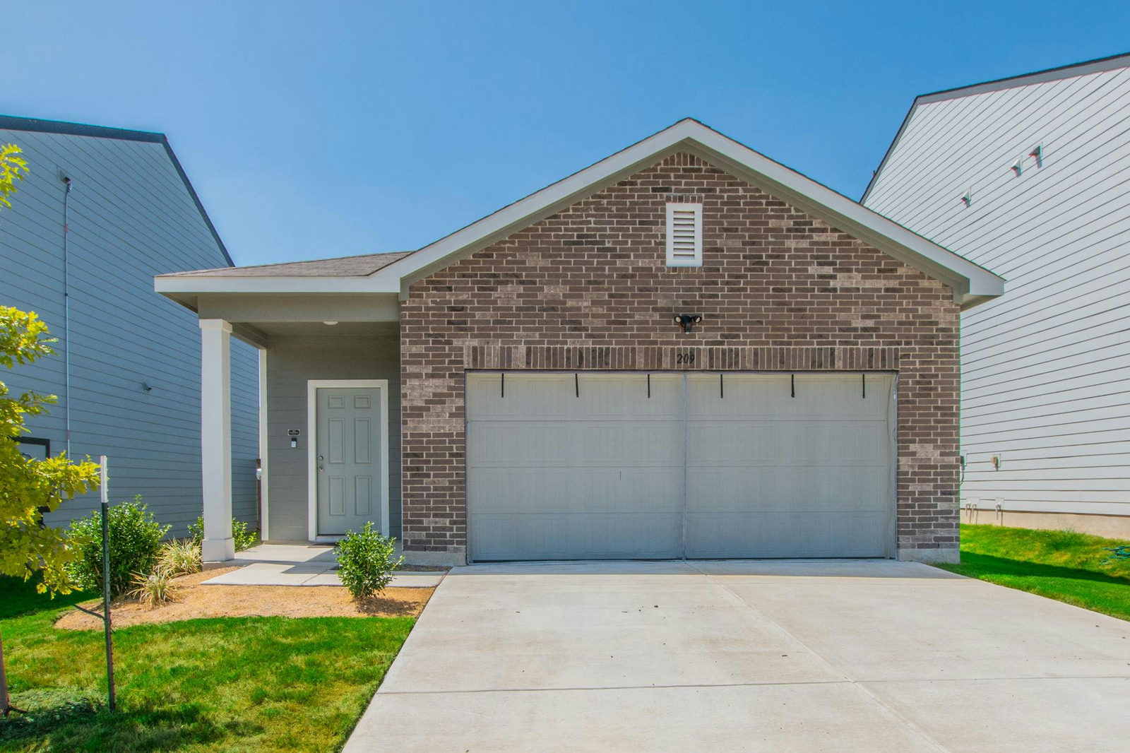 209  Dirty Harry Dr