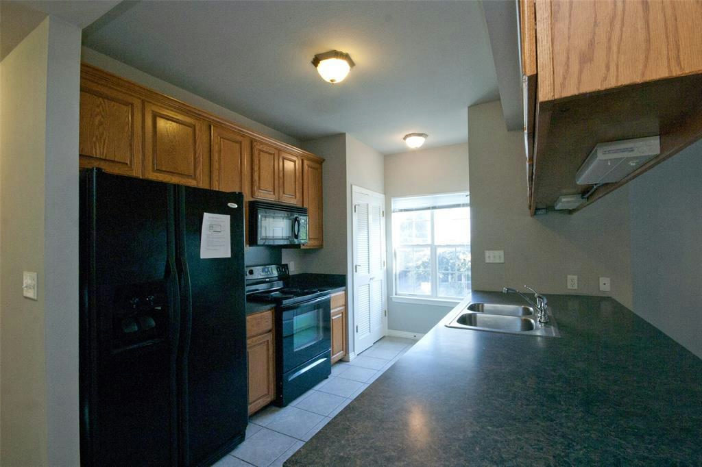 2410  Leon St  #202