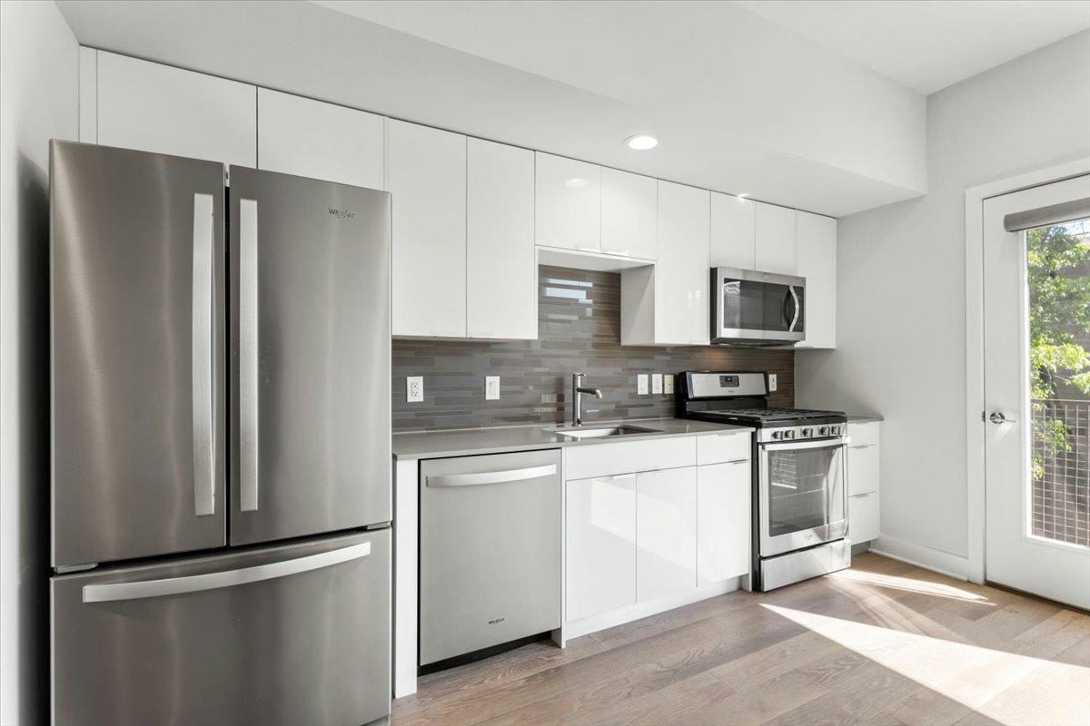 1800 E 4th St #331 — photo 8