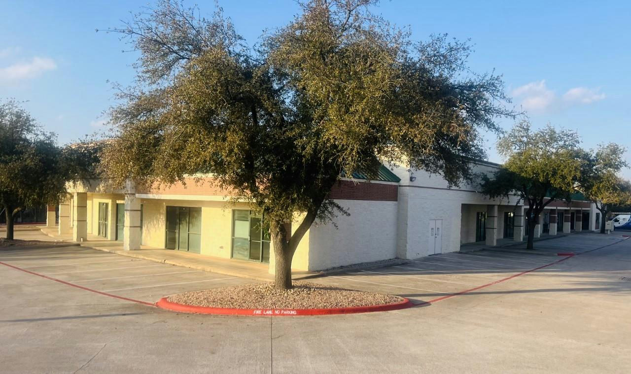 425  Round Rock West Dr  #102