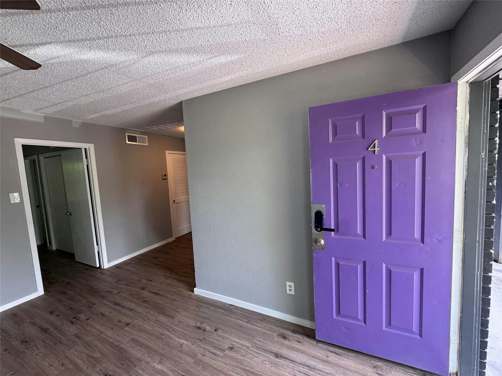 309 E Dean Ave  #6
