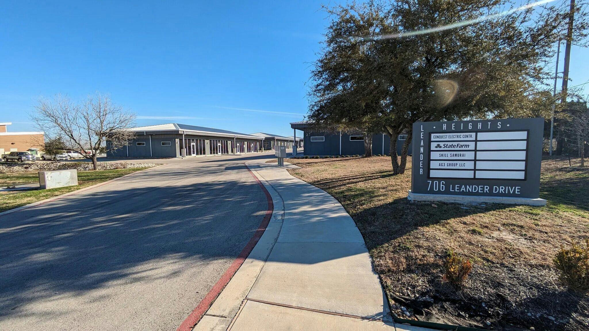 706  Leander Dr  #501