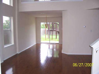 2604 Claudia DR — photo 2