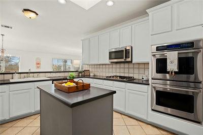 7021 Colberg Ct — photo 5